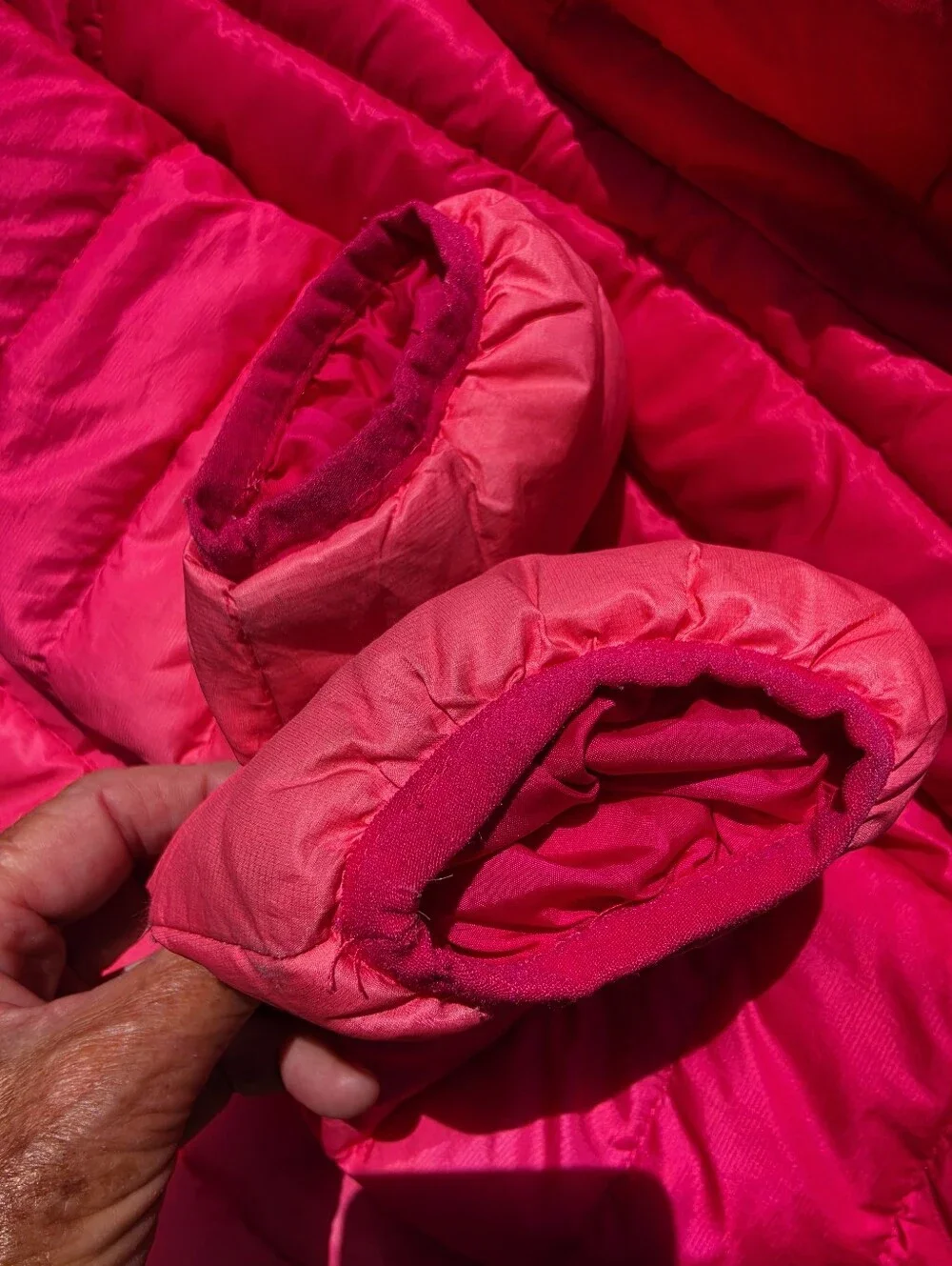 Eddie Bauer Girls Small 7/8 Pink Ombre Reversible Hooded Down Jacket